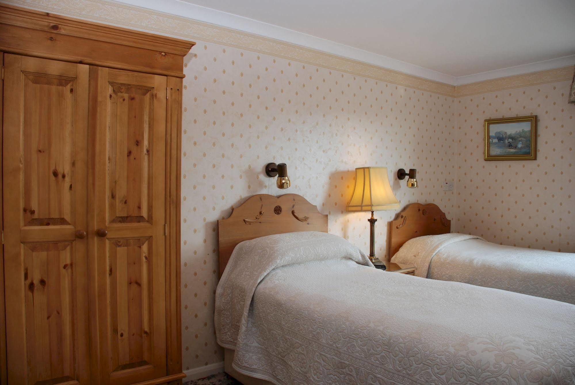 Summerhill Hotel Пейнтън Екстериор снимка