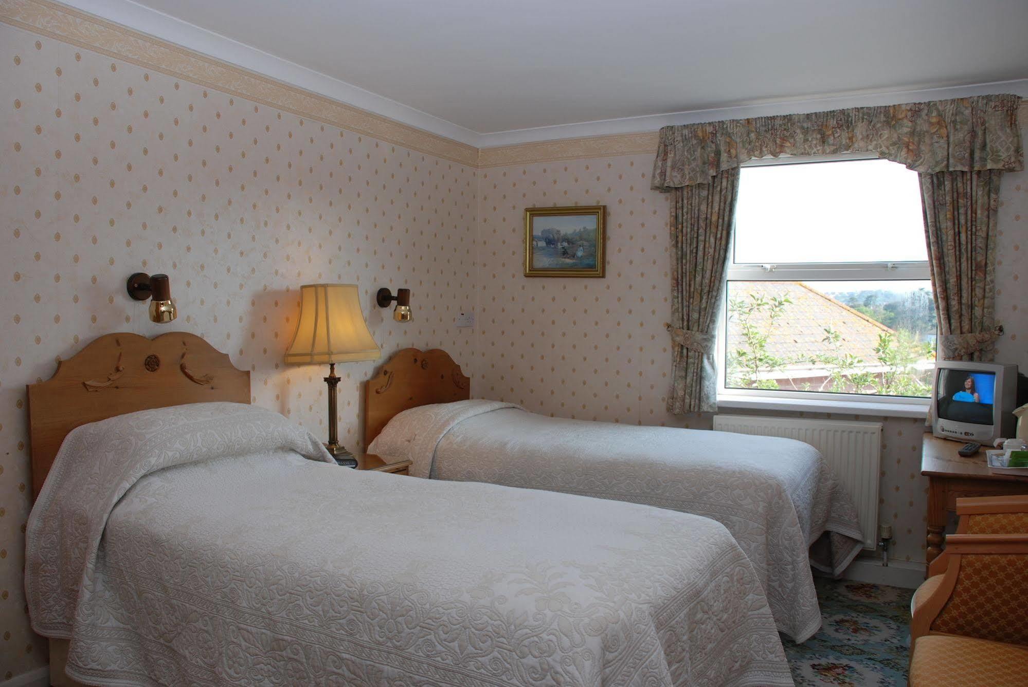 Summerhill Hotel Пейнтън Екстериор снимка