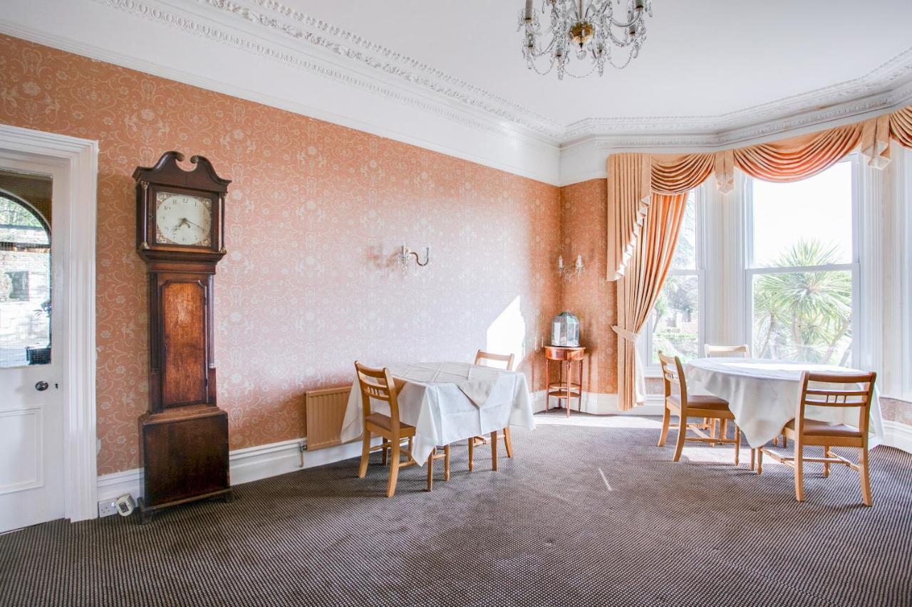 Summerhill Hotel Пейнтън Екстериор снимка
