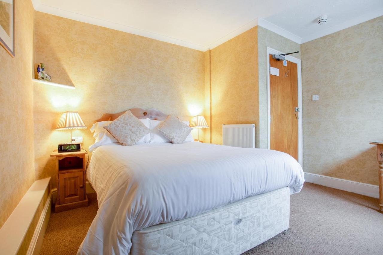 Summerhill Hotel Пейнтън Екстериор снимка