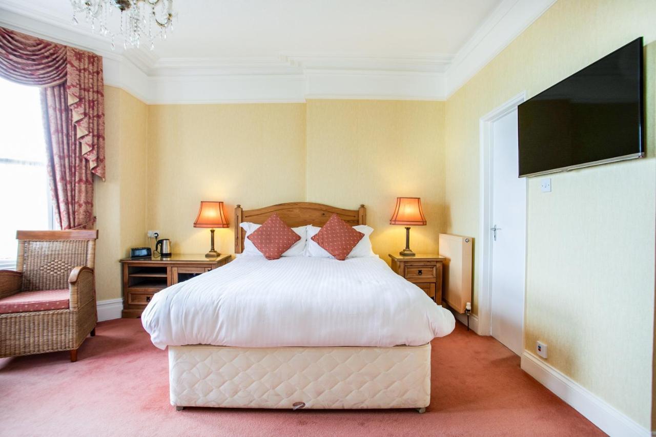 Summerhill Hotel Пейнтън Екстериор снимка