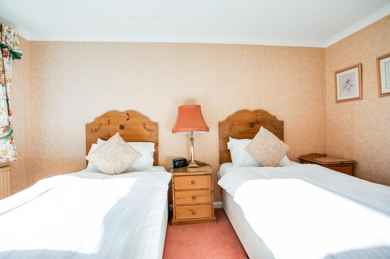Summerhill Hotel Пейнтън Екстериор снимка