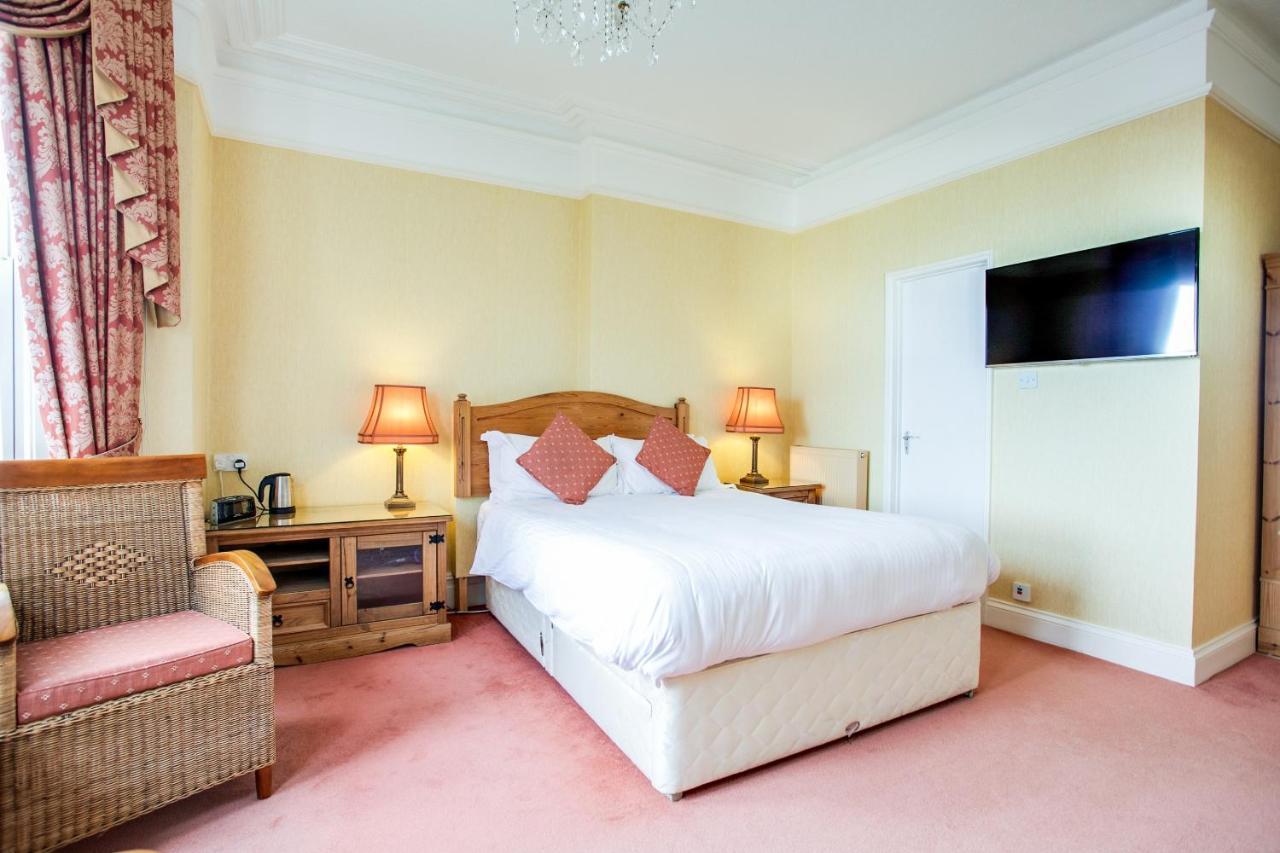 Summerhill Hotel Пейнтън Екстериор снимка