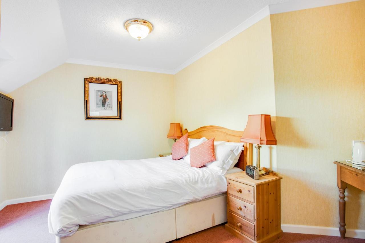 Summerhill Hotel Пейнтън Екстериор снимка