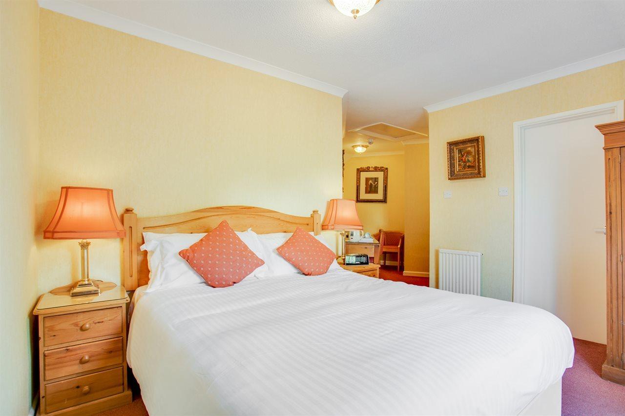 Summerhill Hotel Пейнтън Екстериор снимка